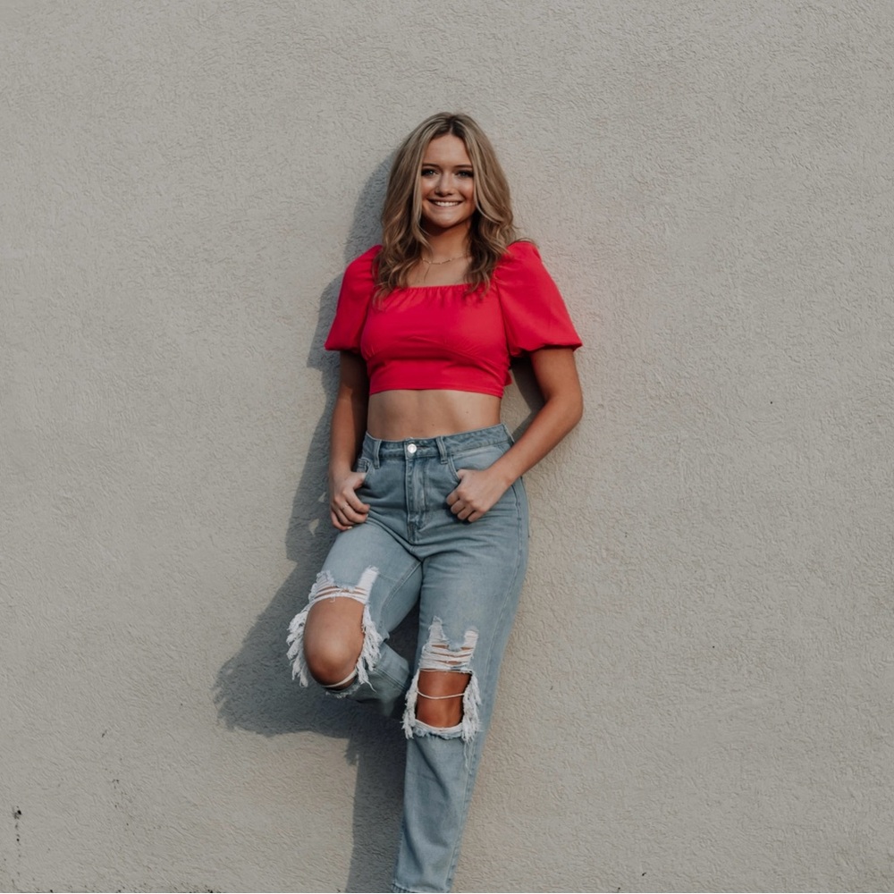 Cute Crop Tops!! Size Small!!